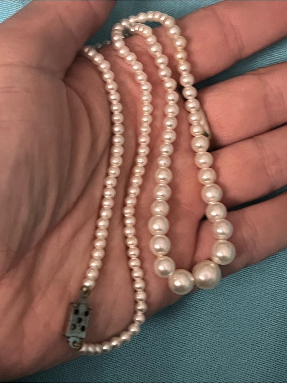 Classic Pearl Bead Necklace - Box Clasp - Picture 4 of 4